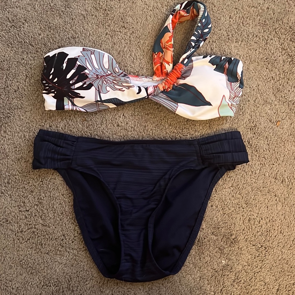 SOLD Bikini set